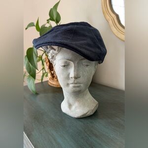 Cremieux  Newsboy Hat Navy Blue L/XL  Linen/Cotton blend.